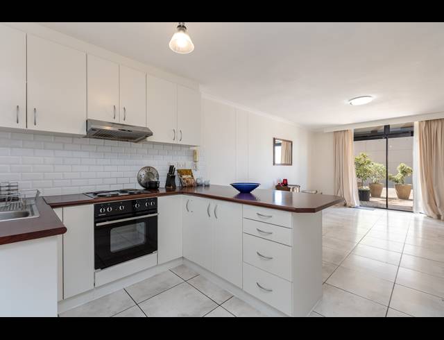2 BEDROOM APARTMENT SOLD IN PLUMSTEAD